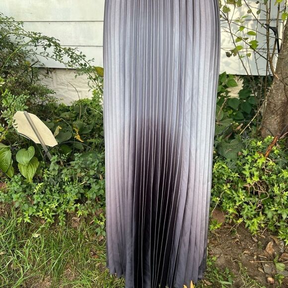 **** Betsy & Adam One Shoulder Ombré Pleated Gown (T) - Picture 6 of 13